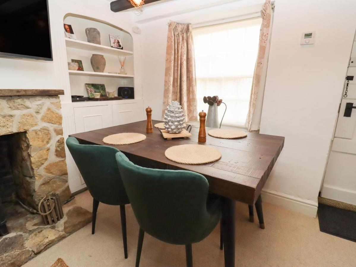 Hobbes Cottage Malmesbury Ngoại thất bức ảnh